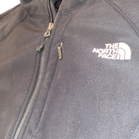The North Face women’s black full zip long sleeve jacket size medium - Picture 2 of 9
